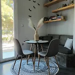 아파트 Maritonia's Comfort 루트라키