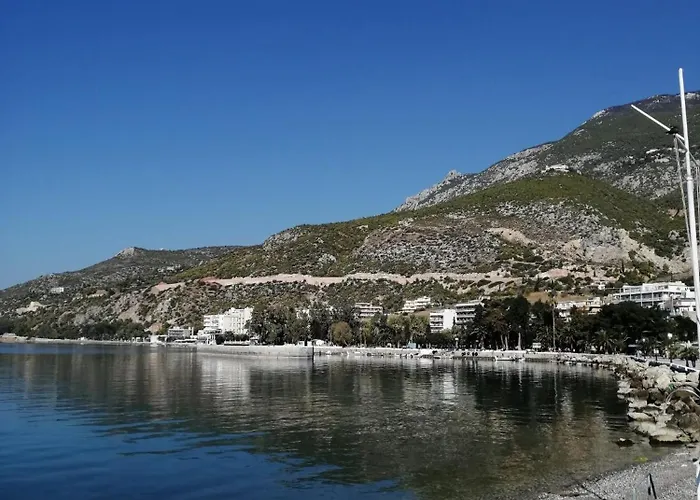 Maritonia's Comfort Appartamento Loutráki