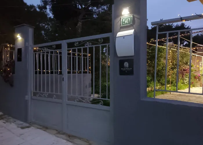 Maritonia's Comfort Appartement Loutráki